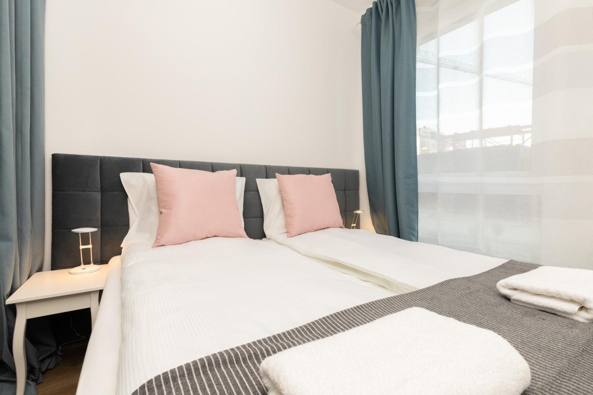 Totu Home Marina Gdansk Modern Apartment Bagian luar foto