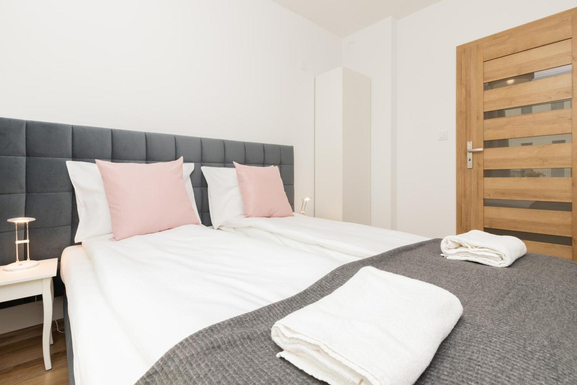 Totu Home Marina Gdansk Modern Apartment Bagian luar foto